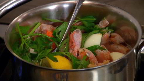 плов из бурого риса с креветками