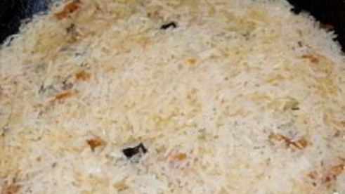 плов с черносливом и курагой