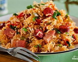 Плов с говядиной и копченостями