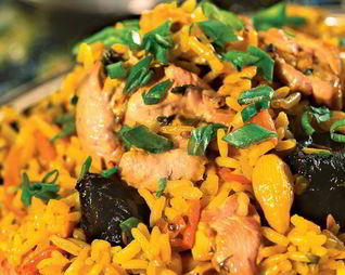 Плов с курицей и черносливом