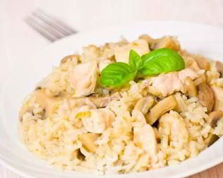 Плов с курицей и грибами