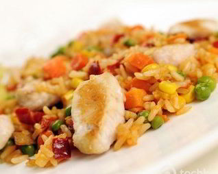 Плов с курицей и овощами в мультиварке