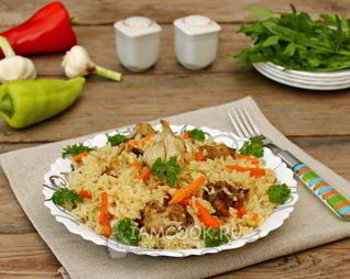 Плов с курицей в кастрюле