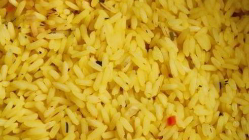 плов с рыбой в горшочке