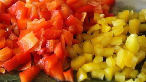 плов с рыбой в горшочке