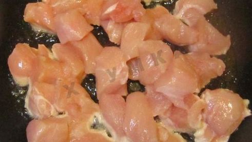 плов в духовке с курицей