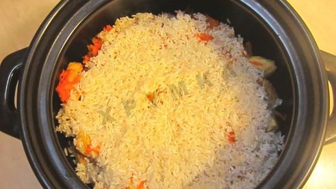 плов в духовке с курицей