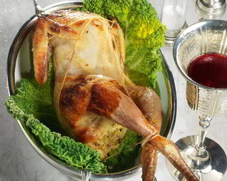 Цесарка с пряным пилавом из киноа