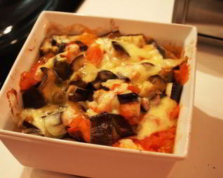 Простой теплый гарнир из баклажанов