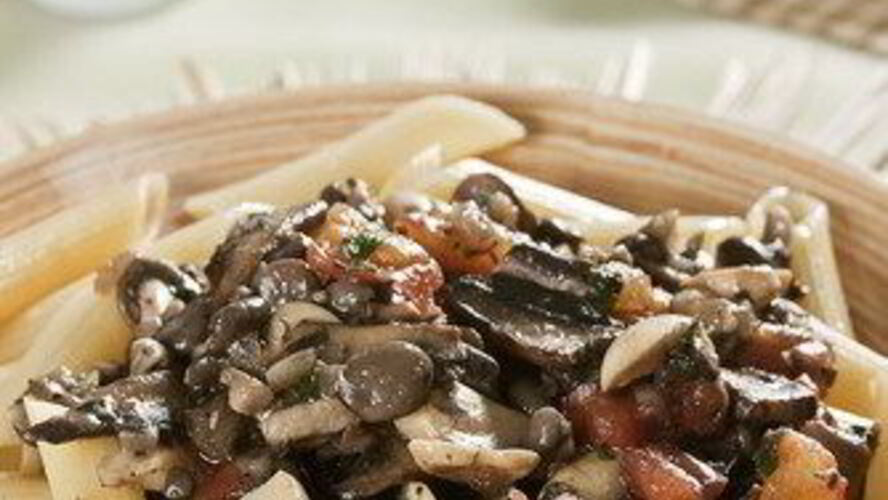 Рецепт быстрое грибное рагу в сливочном соусе с тимьяном