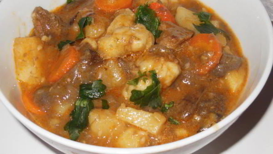 Рецепт мясное рагу с сырными клецками