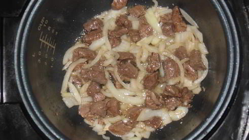 мясное рагу с сырными клецками