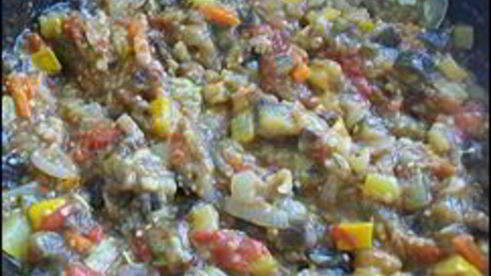 овощное рагу с баклажанами и кабачками