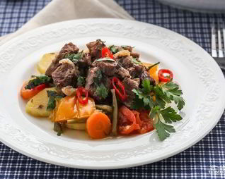 Овощное рагу с бараниной