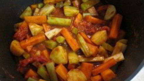 овощное рагу с грибами и кускусом