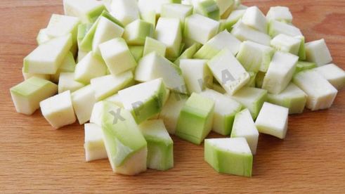 овощное рагу с кабачками, баклажанами и картофелем