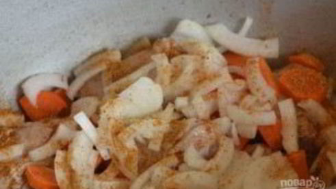 овощное рагу с курицей и кабачками