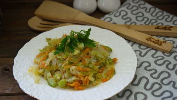 Рецепт Рагу из кабачков и капусты