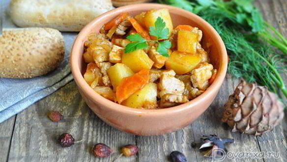 Рецепт Рагу из свинины с овощами в томатном соке