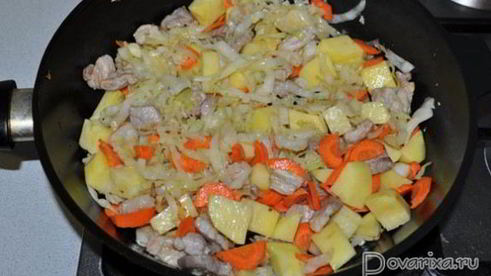 рагу из свинины с овощами в томатном соке