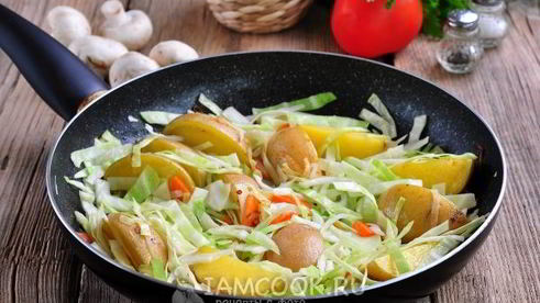 рагу овощное с капустой и картошкой