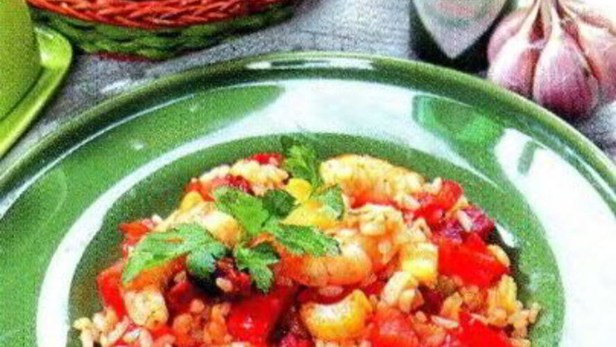 Рецепт рагу с креветками и салями