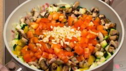 рагу с овощами и грибами