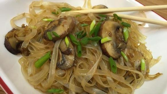 Рецепт Рисовая лапша с грибами по-тайски