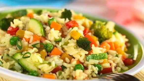 Рецепт Быстрое ризотто с весенними овощами и козьим сыром