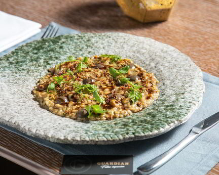 Ризотто с белыми грибами и трюфельной пастой