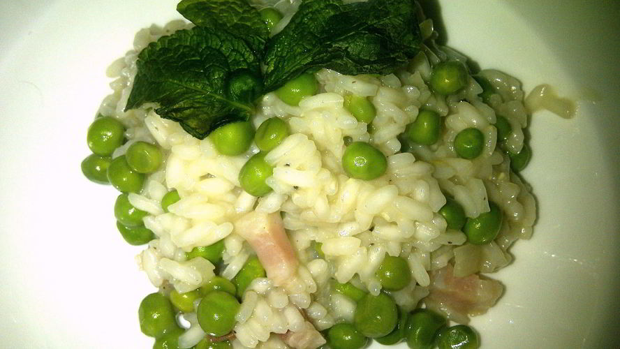 Рецепт ризотто с панчеттой, зеленым горошком и мятой