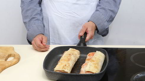 балык экмек, буквально рыба с хлебом по-турецки