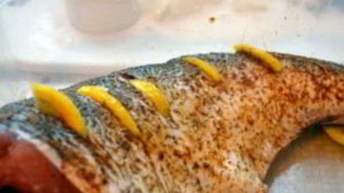 белая рыба, запеченная в духовке