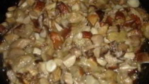 кальмары, фаршированные рисом и грибами