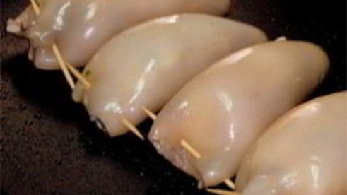 кальмары, фаршированные рисом и грибами