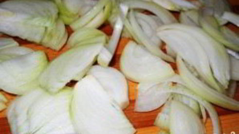 кальмары, тушенные с овощами