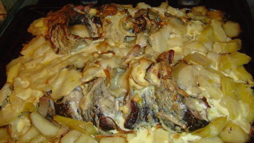 Рецепт карп запеченный в сметане