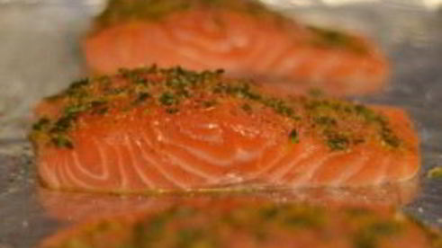 кета, запеченная в духовке