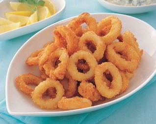 Хрустящие жареные колечки кальмара