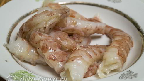 креветки жареные в масле с чесноком