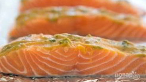 лосось с панировочными сухарями