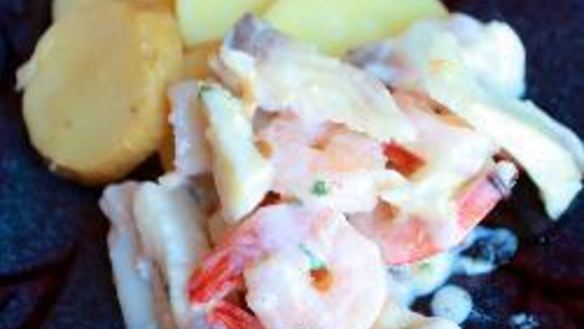 Рецепт Рыба с креветками в сливочном соусе