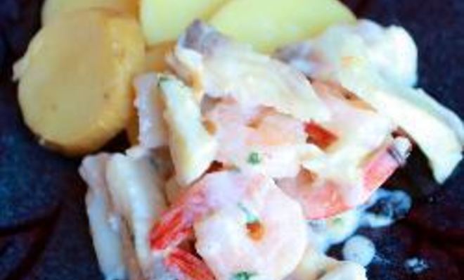 Рыба с креветками в сливочном соусе