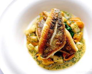 Рыба с яблоками