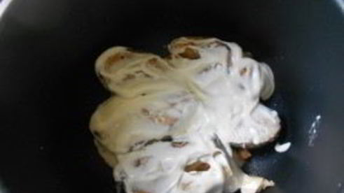 рыба в мультиварке со сметаной