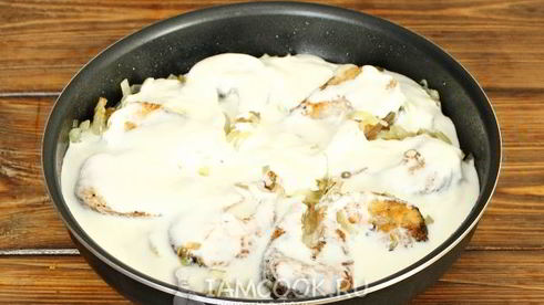 щука тушеная в сметане