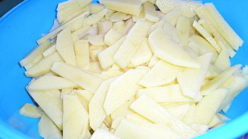 сельдь свежая, тушенная с овощами