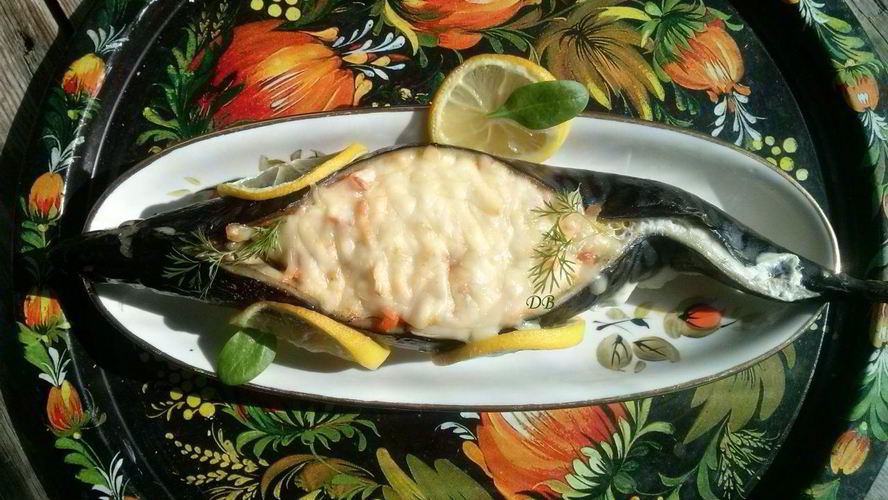 Рецепт скумбрия в духовке с сыром