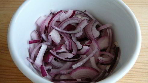 сливочные креветки, запеченные в цукини