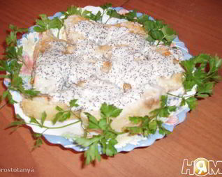 Судак под маково-сливочным соусом